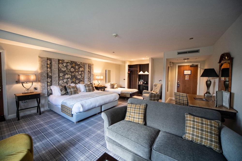 Peak Edge Hotel 16/65