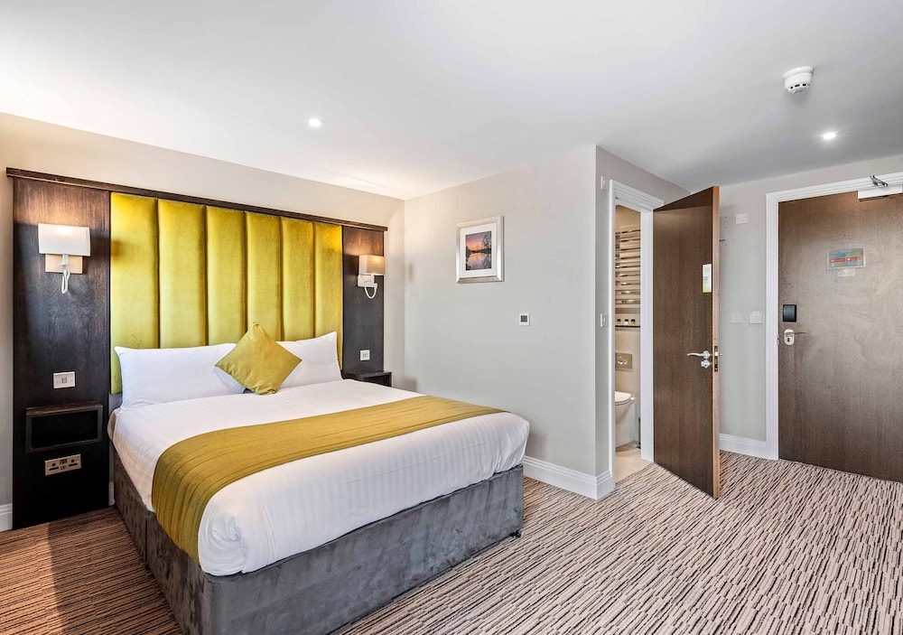 St Nicholas Hotel 15/42
