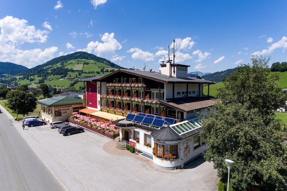 HARMONY HOTEL HARFENWIRT 6/38