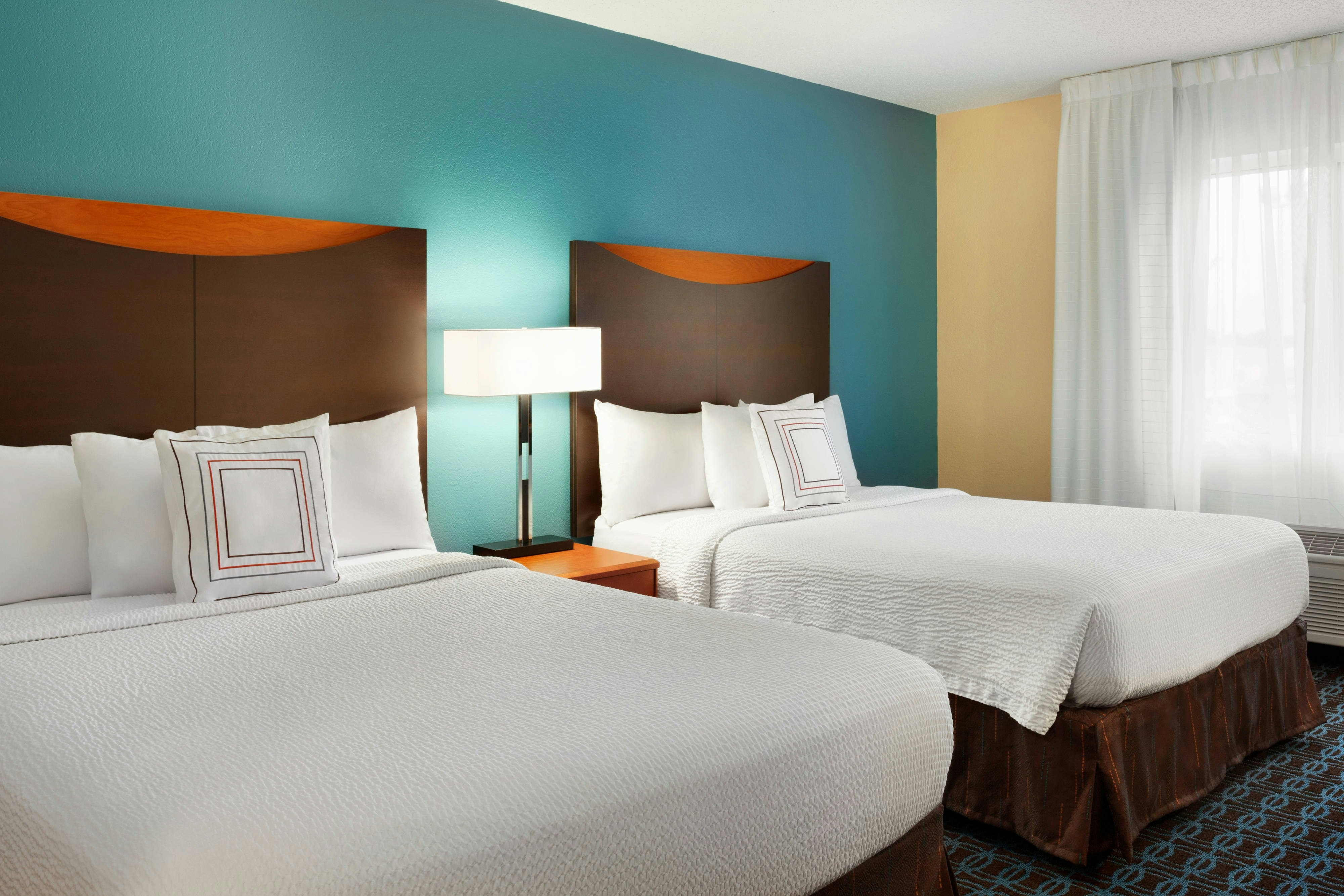 room, 2 queen beds