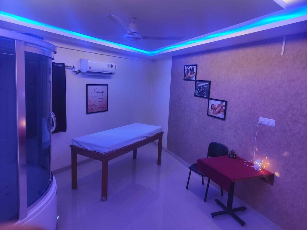 Hotel Bramha Inn 28/45