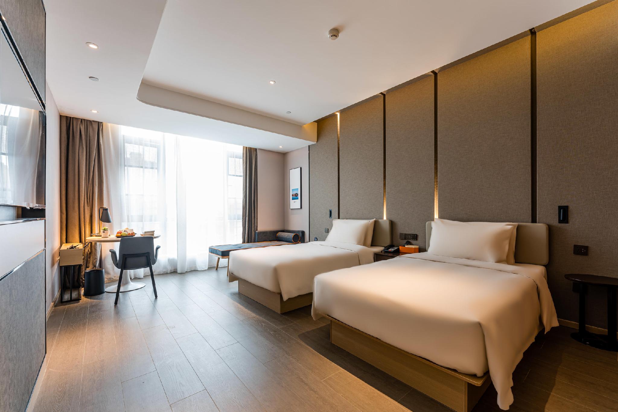 Superior, Twin Beds