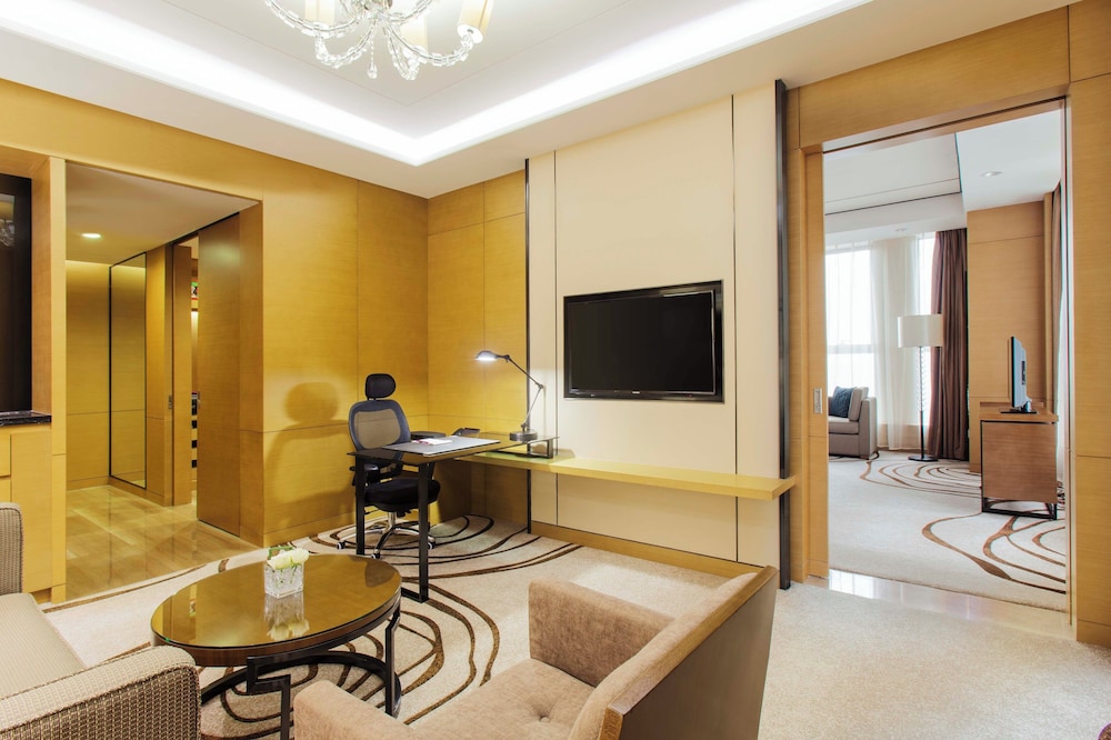 Crowne Plaza Tianjin Meijiangnan 40/49