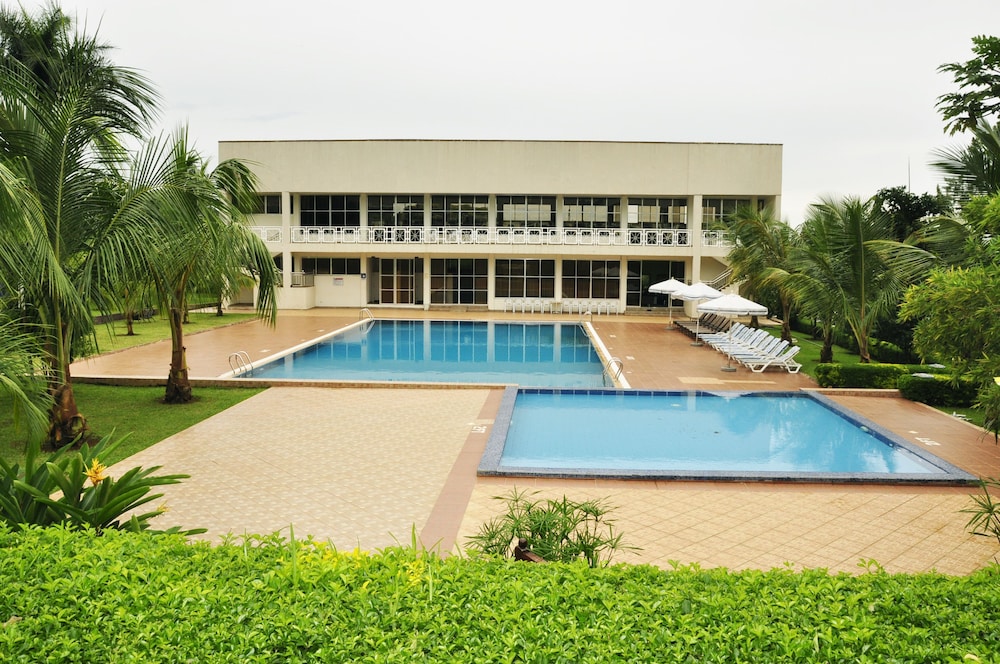 HOTEL BROVARD MASAKA 20/21