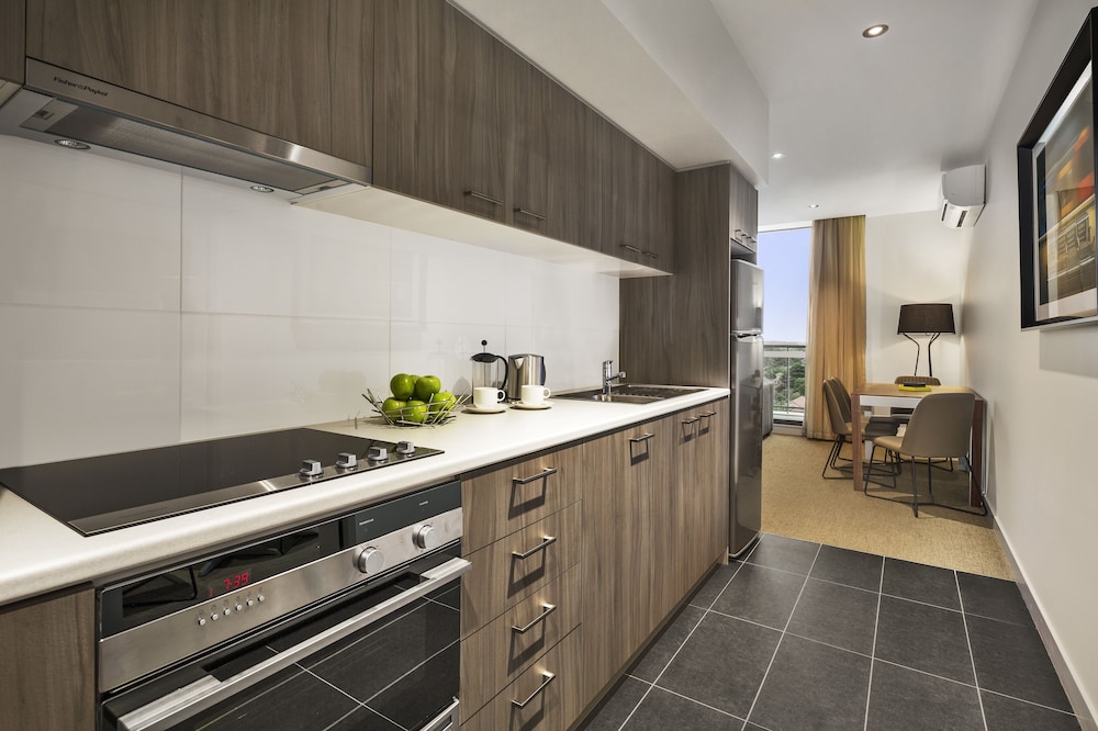 QUEST CHATSWOOD 10/38