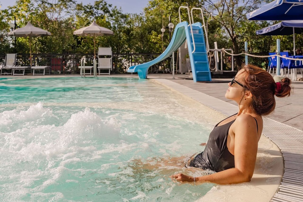 Camping Village Torre Pendente 24/48