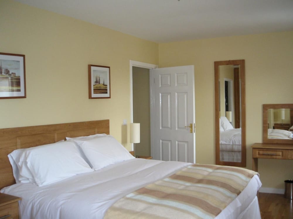 Knightsbrook Hotel Spa Golf Resort 9/69