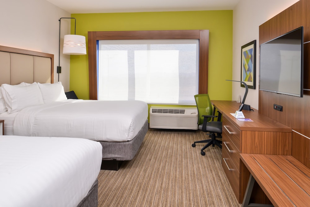 HOLIDAY INN EXPRESS & SUITES VAN HORN 16/65