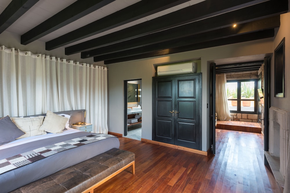 Dos Casas Boutique Hotel Spa 20/75