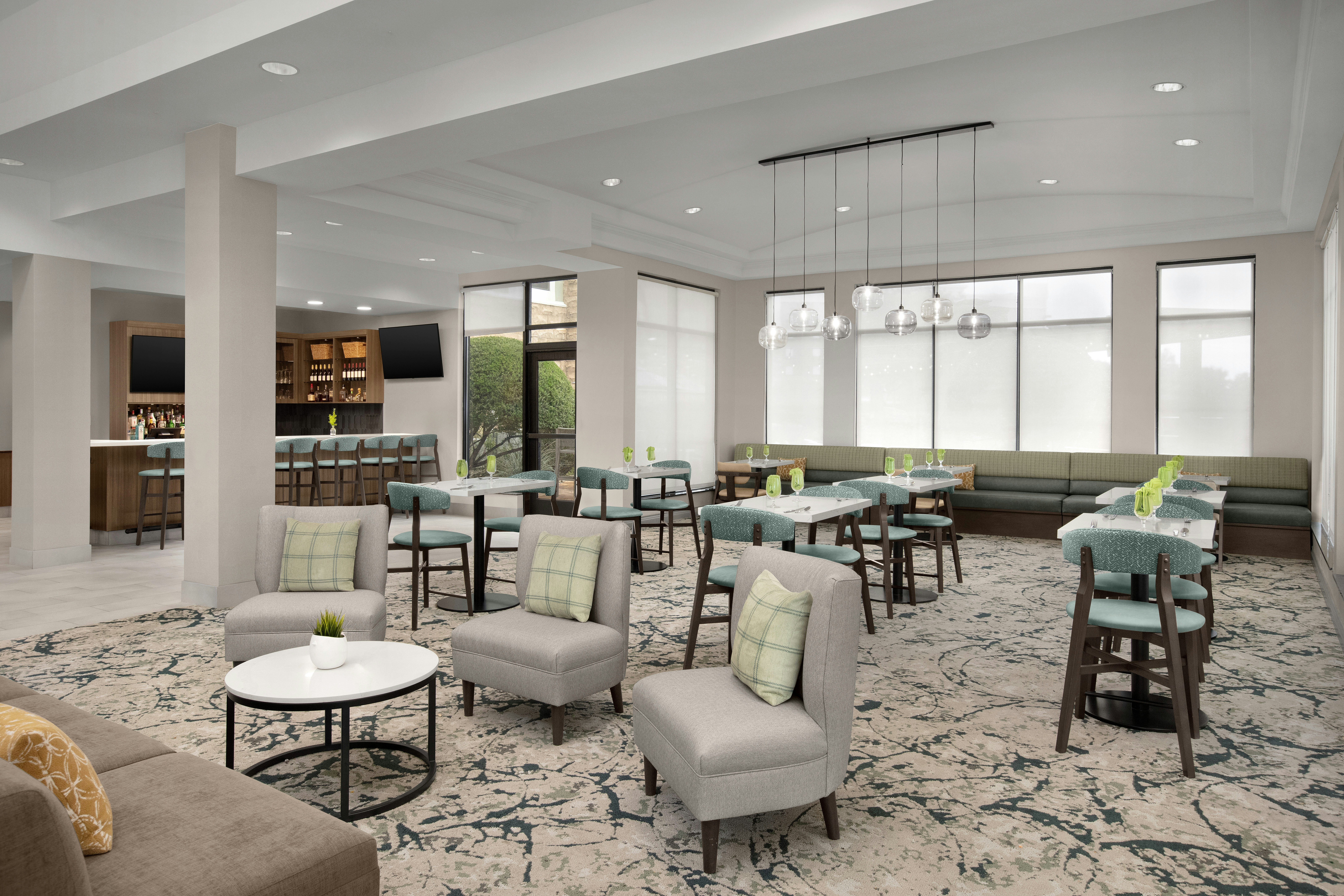 Hilton Garden Inn Dallas-Lewisville 34/79