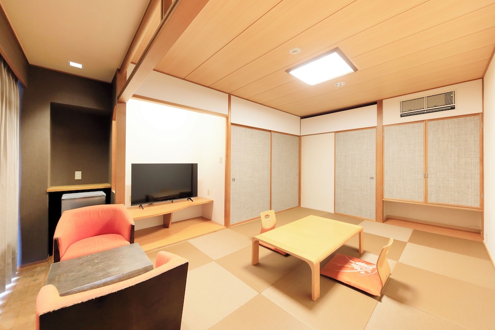 Yutorelo Atami 32/50