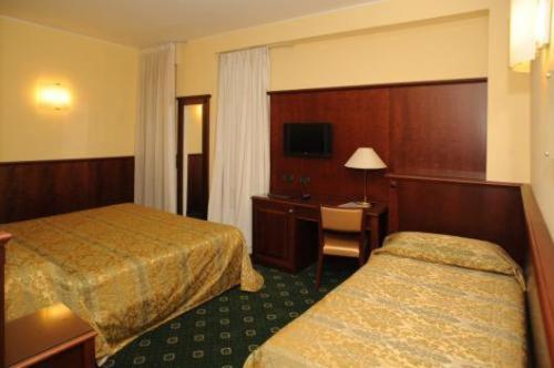 Hotel Valganna Srl Ex Valganna 14/50