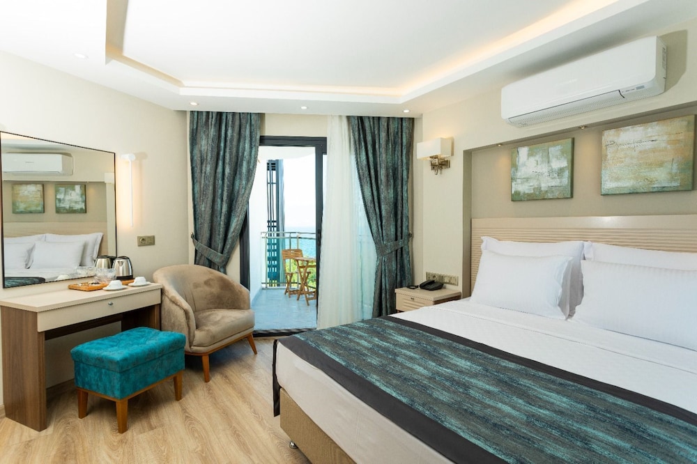Gulluk Yali Boutique Otel 12/48