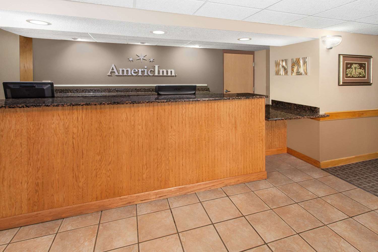 Americinn By Wyndham Iowa Falls 3/18