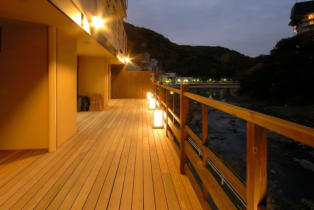 Hakone Suimeisou 27/41