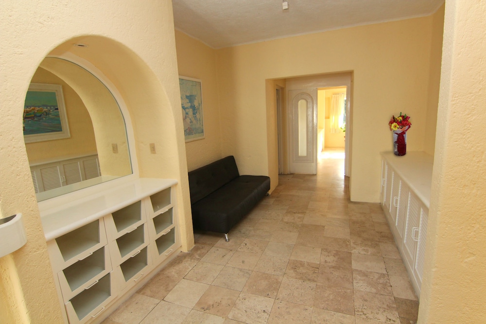 Villamar Princesa Suites 47/63