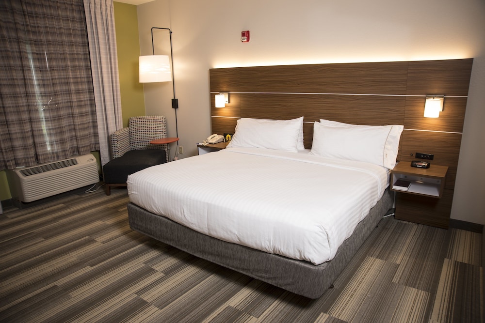 Holiday Inn Express Hotel And Suites Lexington Downtown University 16/47
