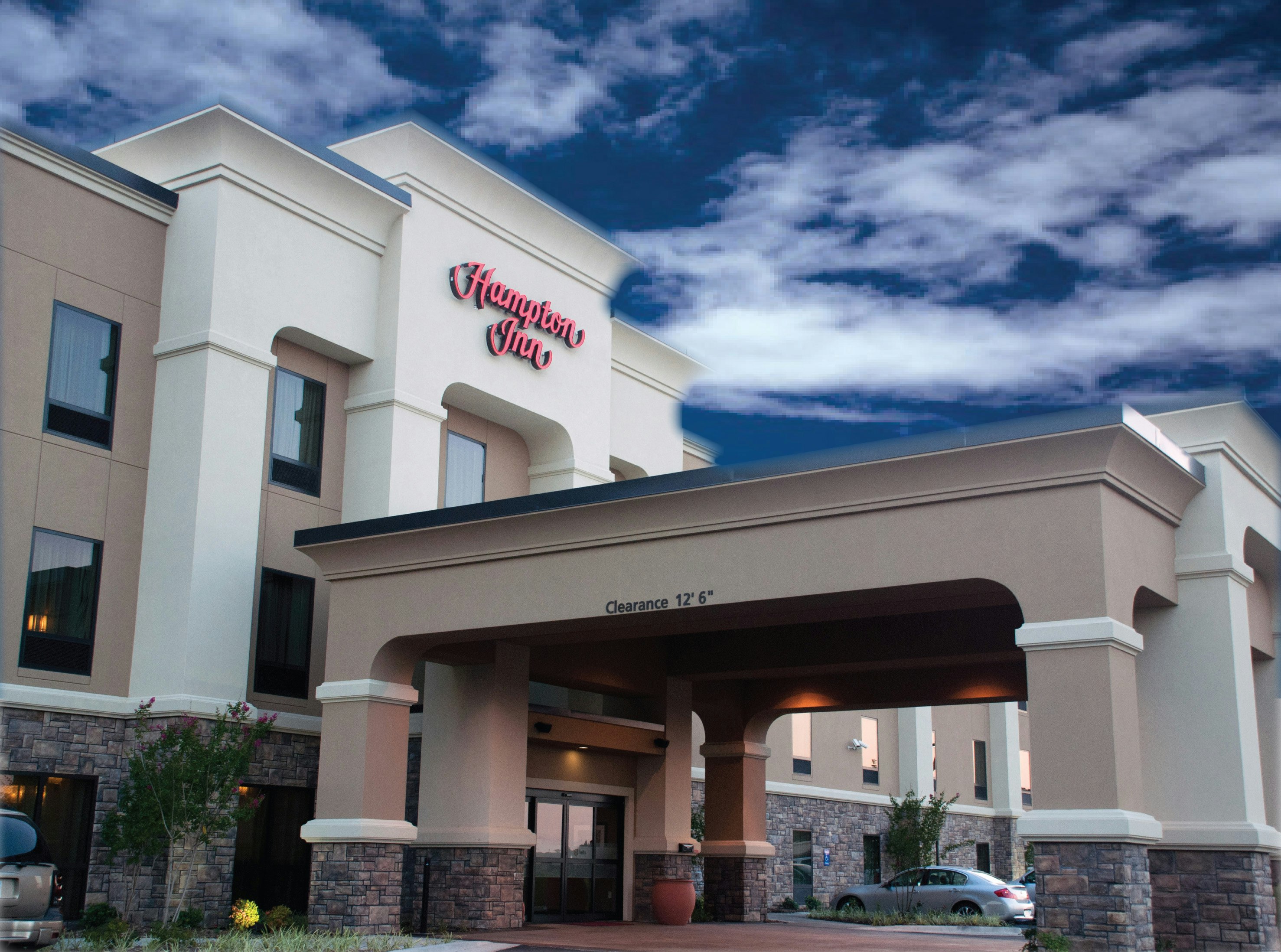Hampton Inn Maumelle AR 2/24