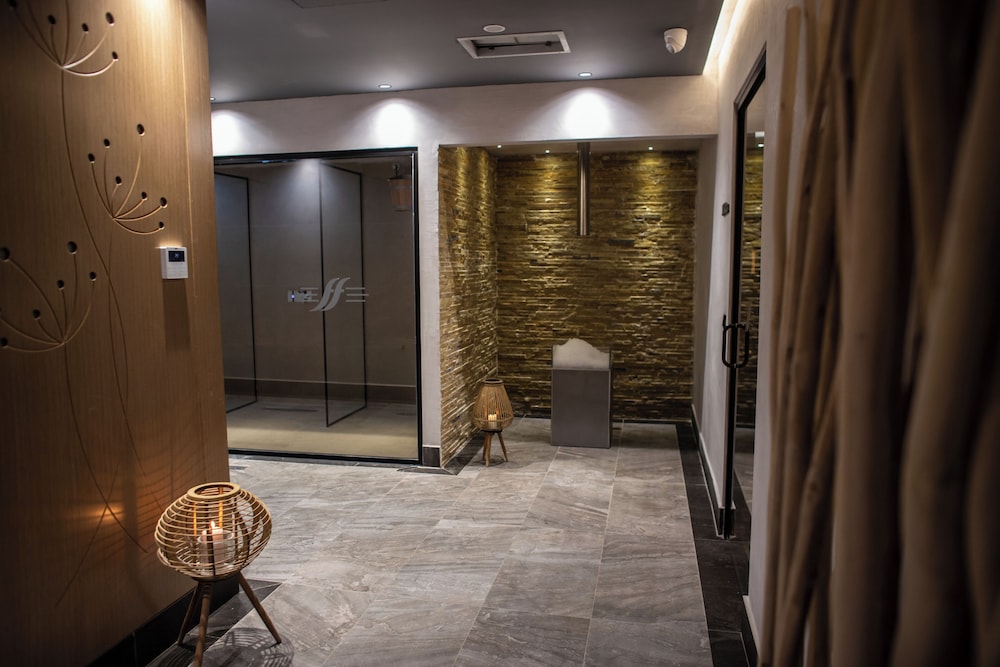 Fafa Premium Hotel 53/70