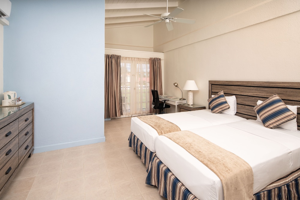 Time Out Hotel Barbados 27/50