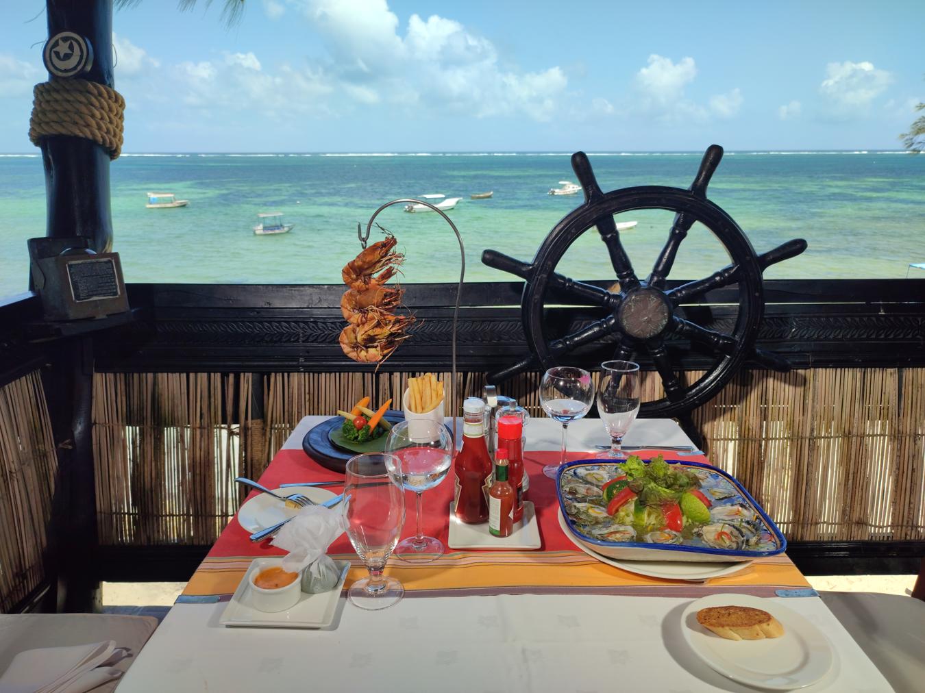Serena Beach Hotel and Spa 22/41