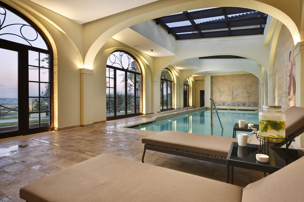 Relais Villa Monte Solare 18/50