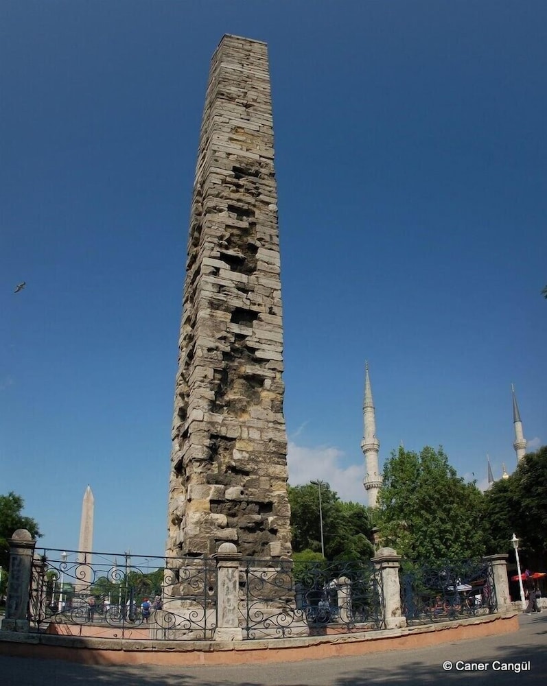 Mehmet Bey Hotel 65/70