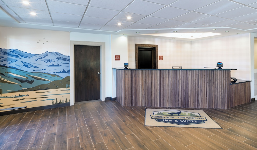 Gray Wolf Inn And Suites 15/67