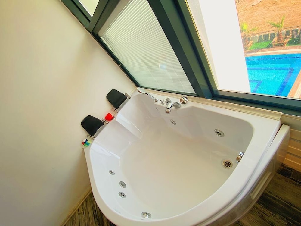 Luna Mare Resort Otel 49/50