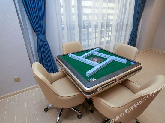 Vienna International Hotel (Guangzhou North Railway Station Branch) 22/35