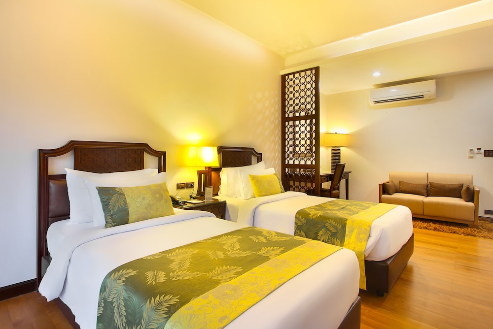 Rimnaam Klangchan Hotel 27/70