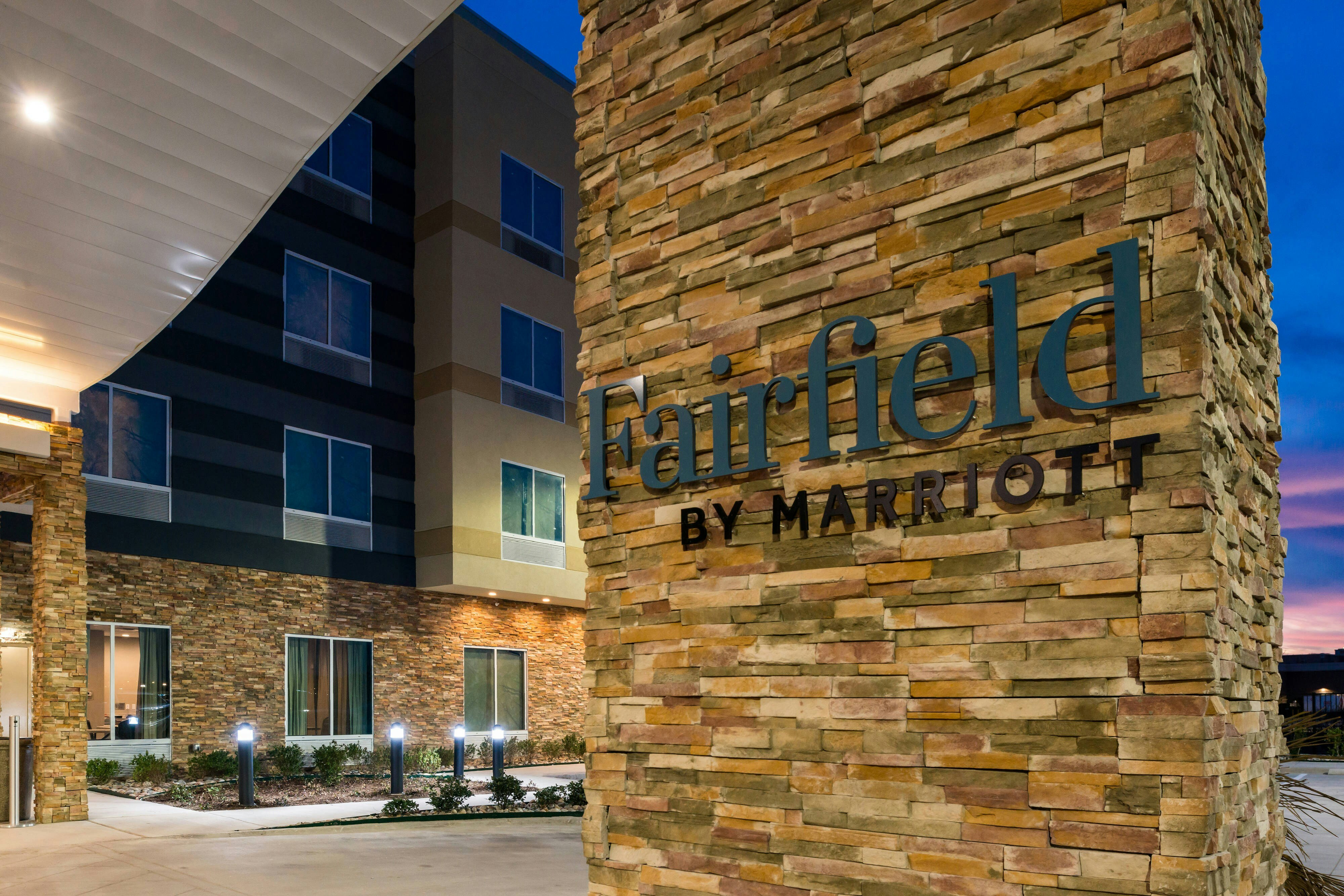 Fairfield Inn & Suites by Marriott Fort Worth Southwest at Cityview 28/29