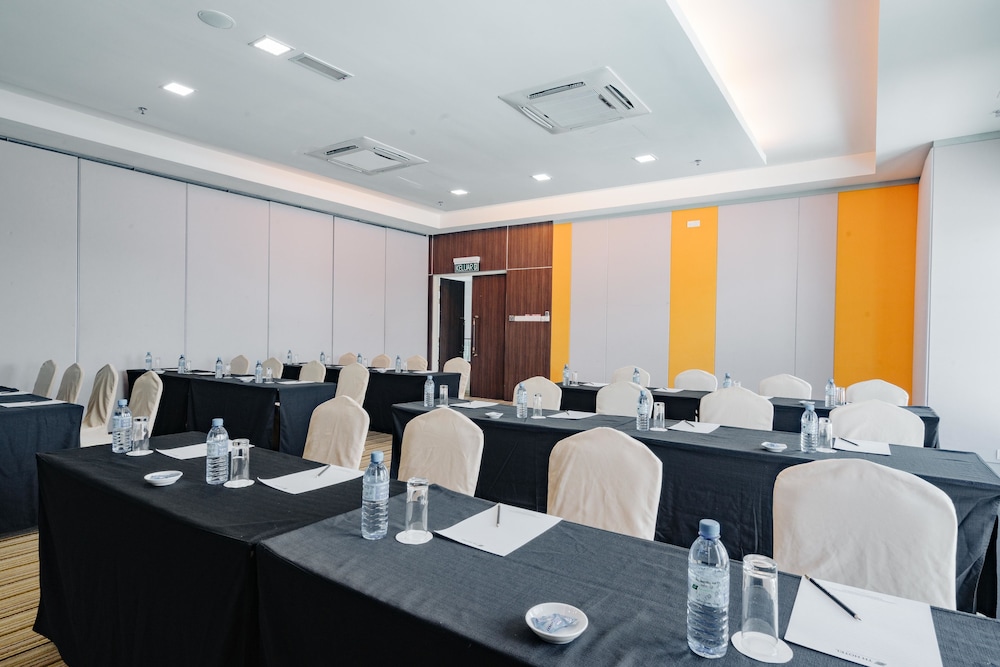 RAIA HOTEL AND CONVENTION CENTRE ALOR SETAR 45/50