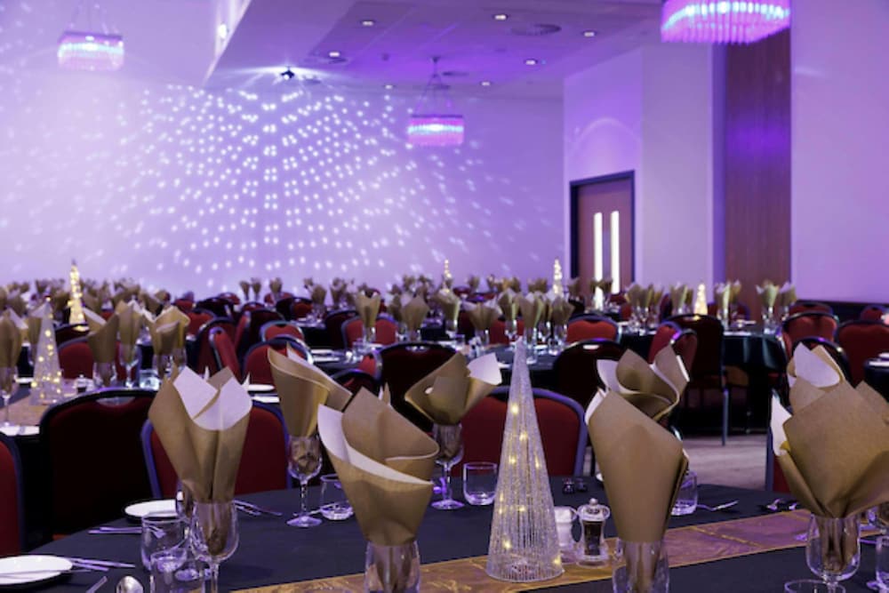 Park Inn by Radisson Aberdeen 53/62
