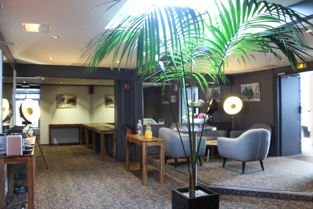 Hotel Mercure Paris 15 Porte De Versailles 48/63