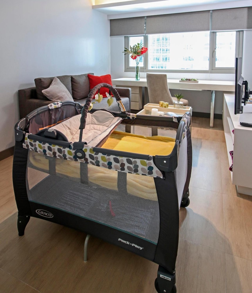 The Mini Suites - Eton Tower Makati 45/63