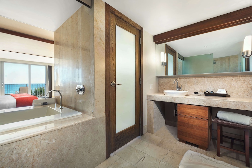 Costa d'Este Beach Resort & Spa 73/74