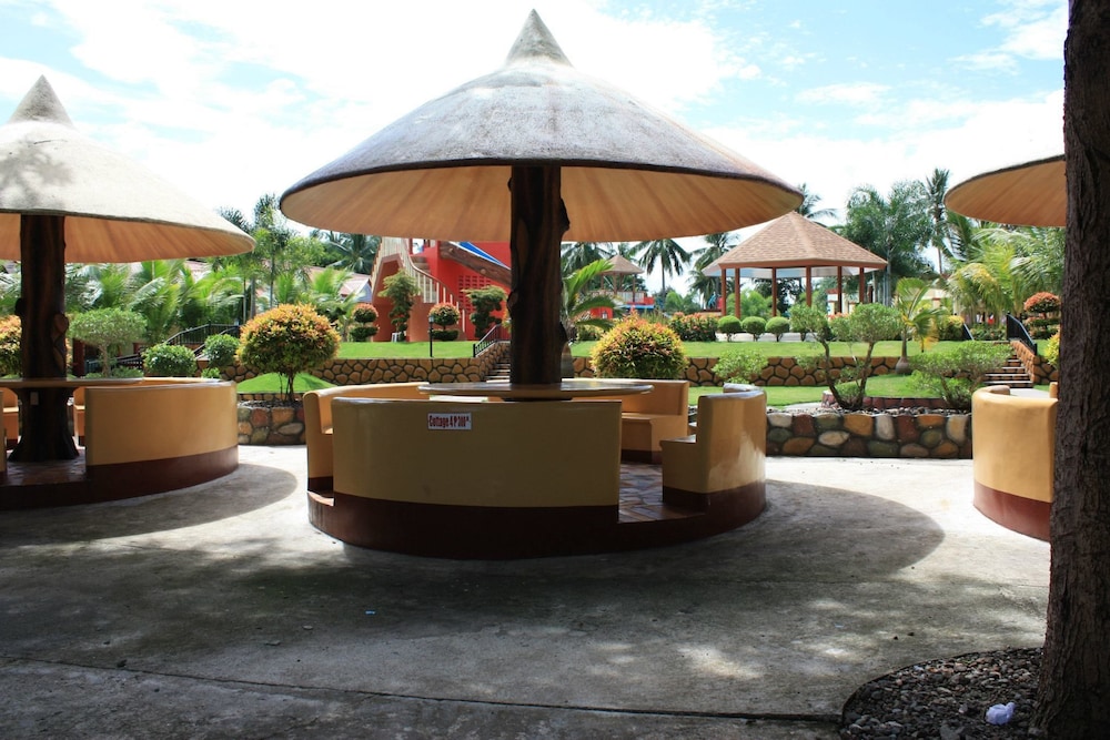 Hagnaya Beach Resort And Restaurant 16/19