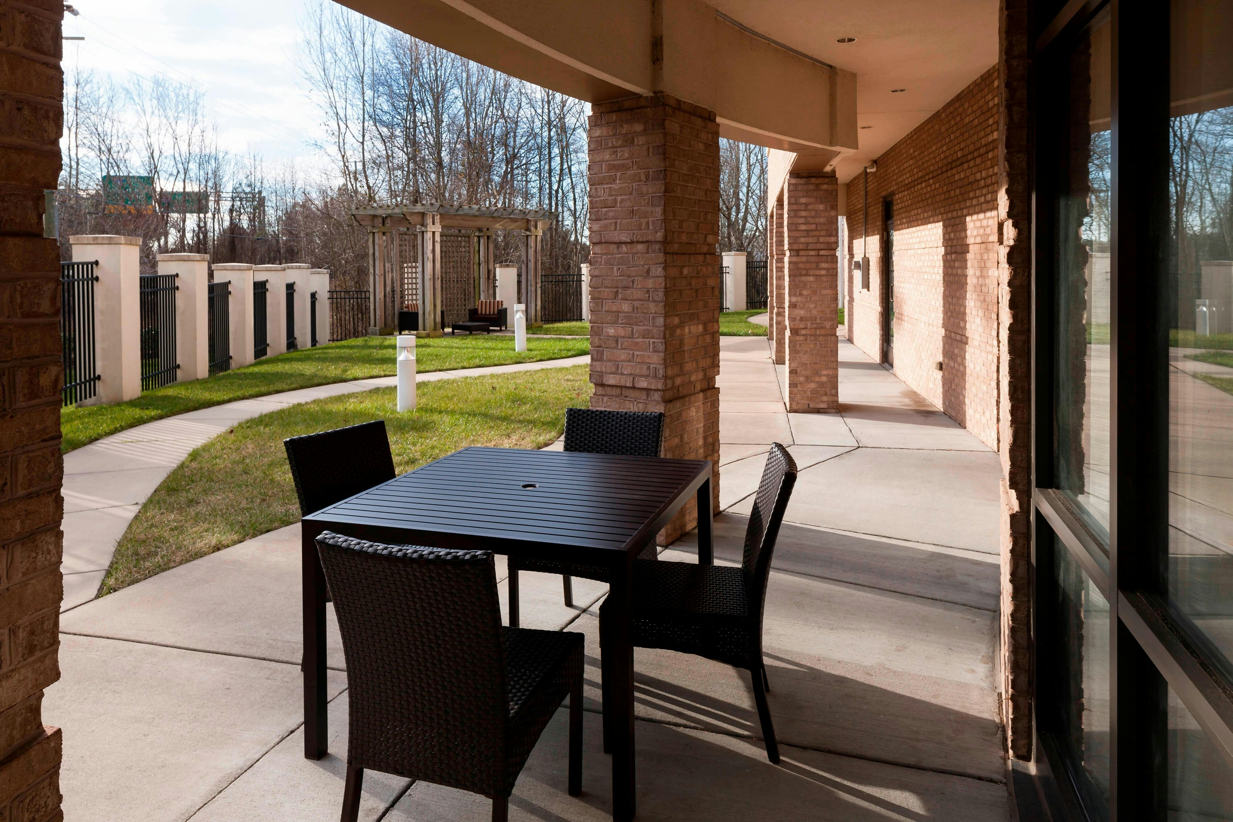 Courtyard Suffolk Chesapeake 21/43