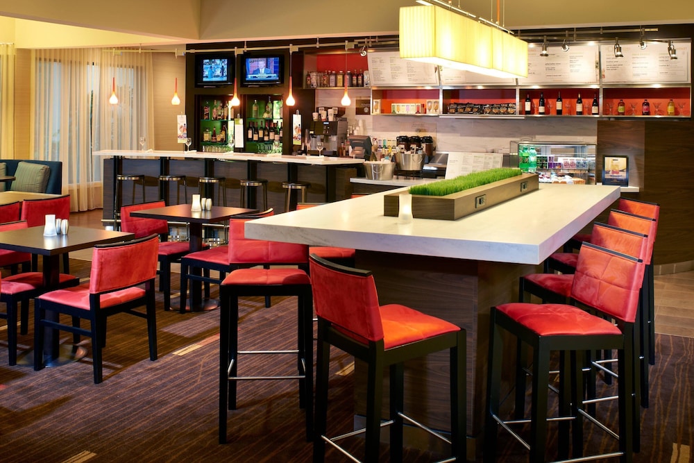 Courtyard by Marriott Lexington North 35/45