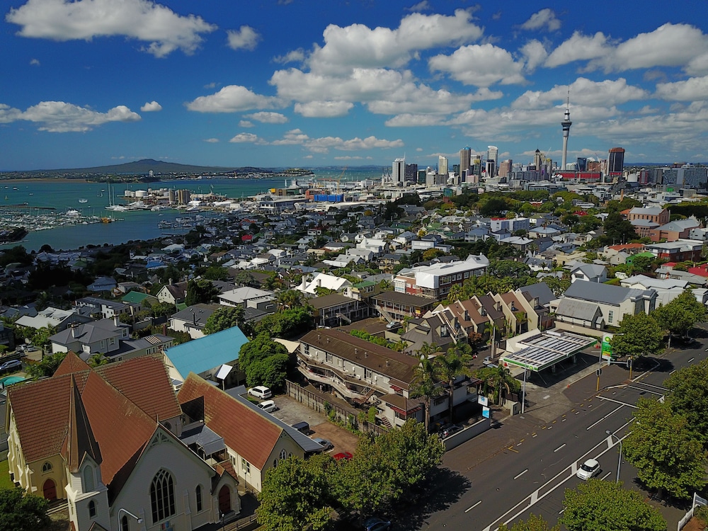Abaco on Jervois 30/40