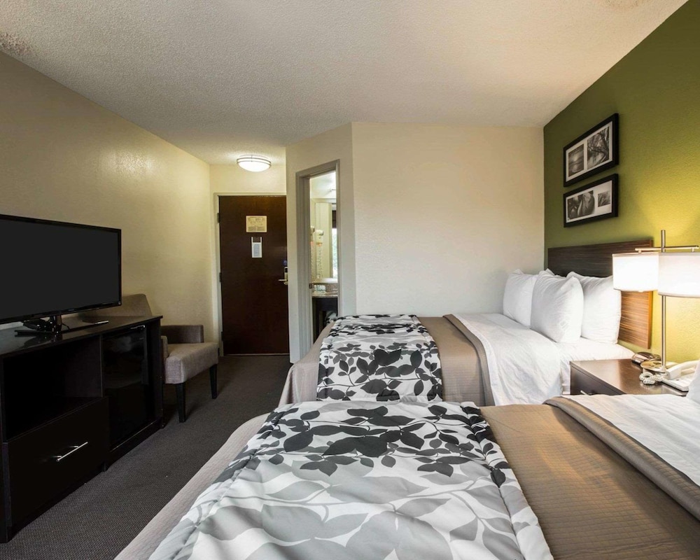 Sleep Inn Hickory South 7/26