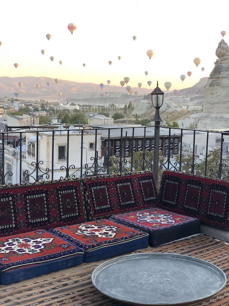 Cappadocia Stone Palace 25/43