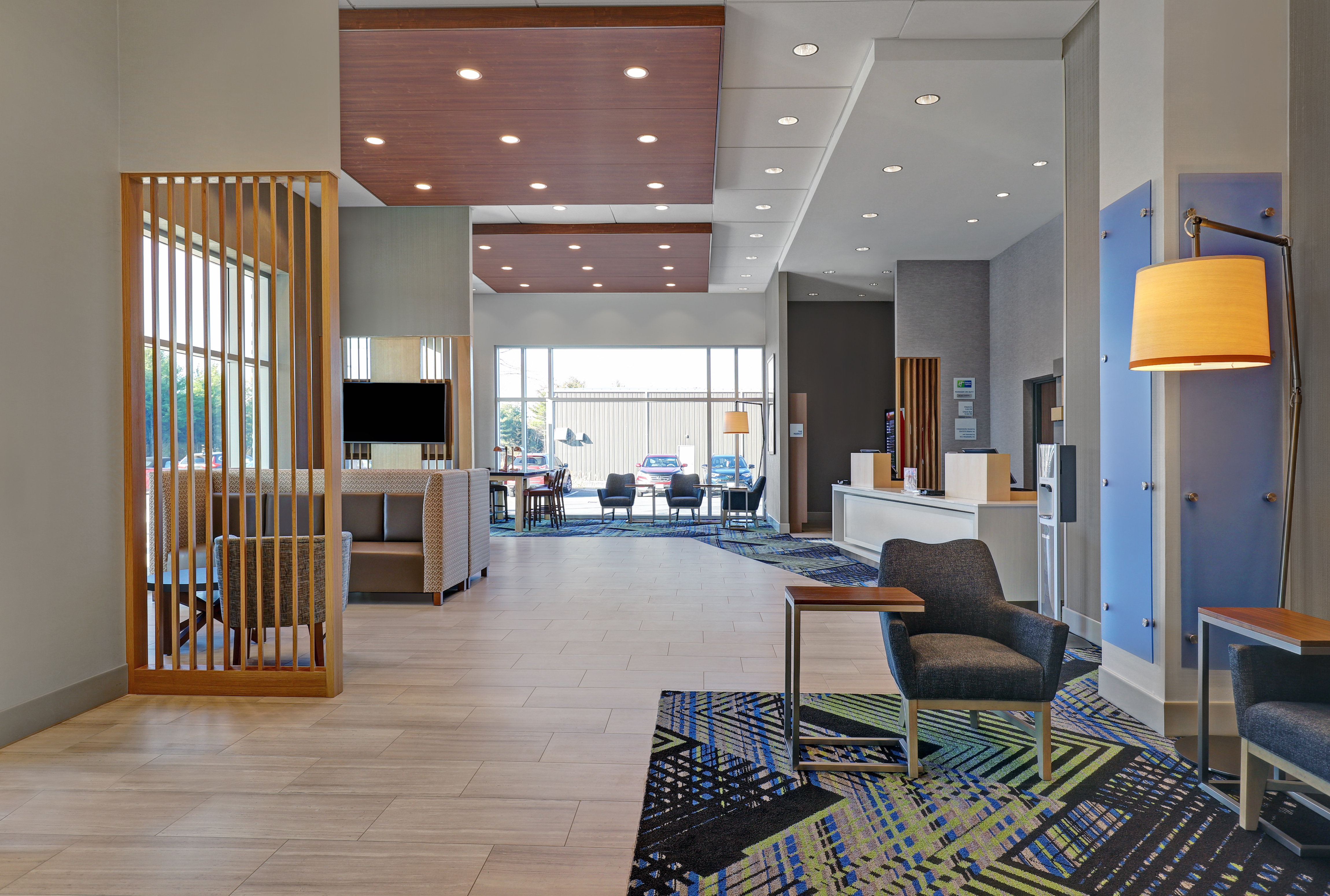 Holiday Inn Express Kingston West 39/60