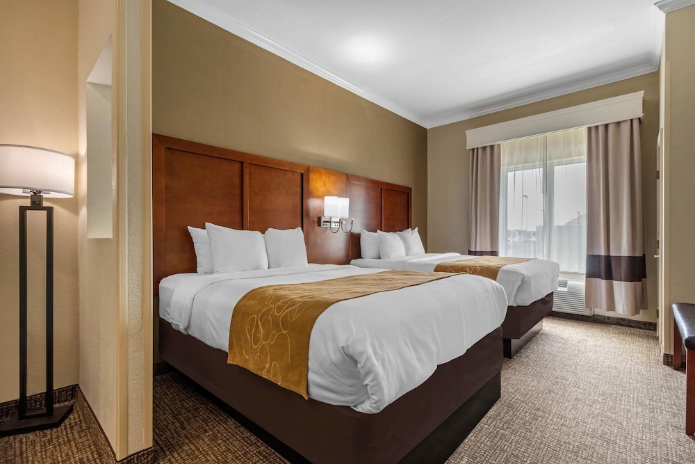 Comfort Suites Corpus Christi Central 10/34