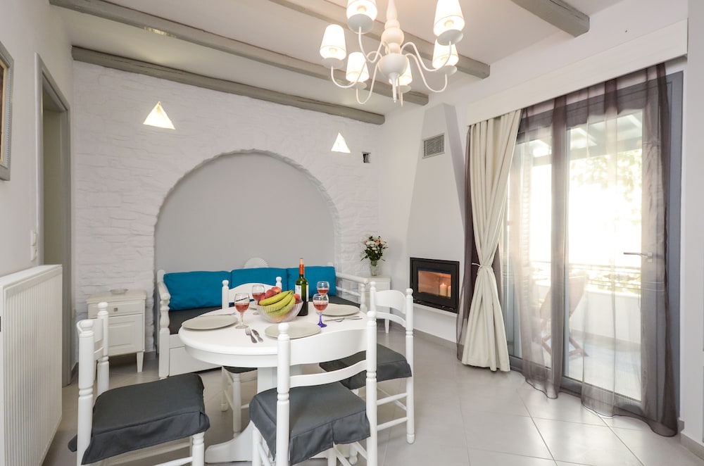 Santa Katerina Studios &amp; Apartments 33/50
