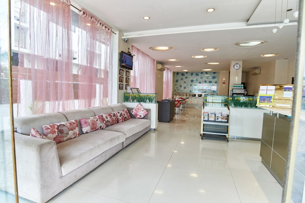 Hotel Sai Mahal 4/17