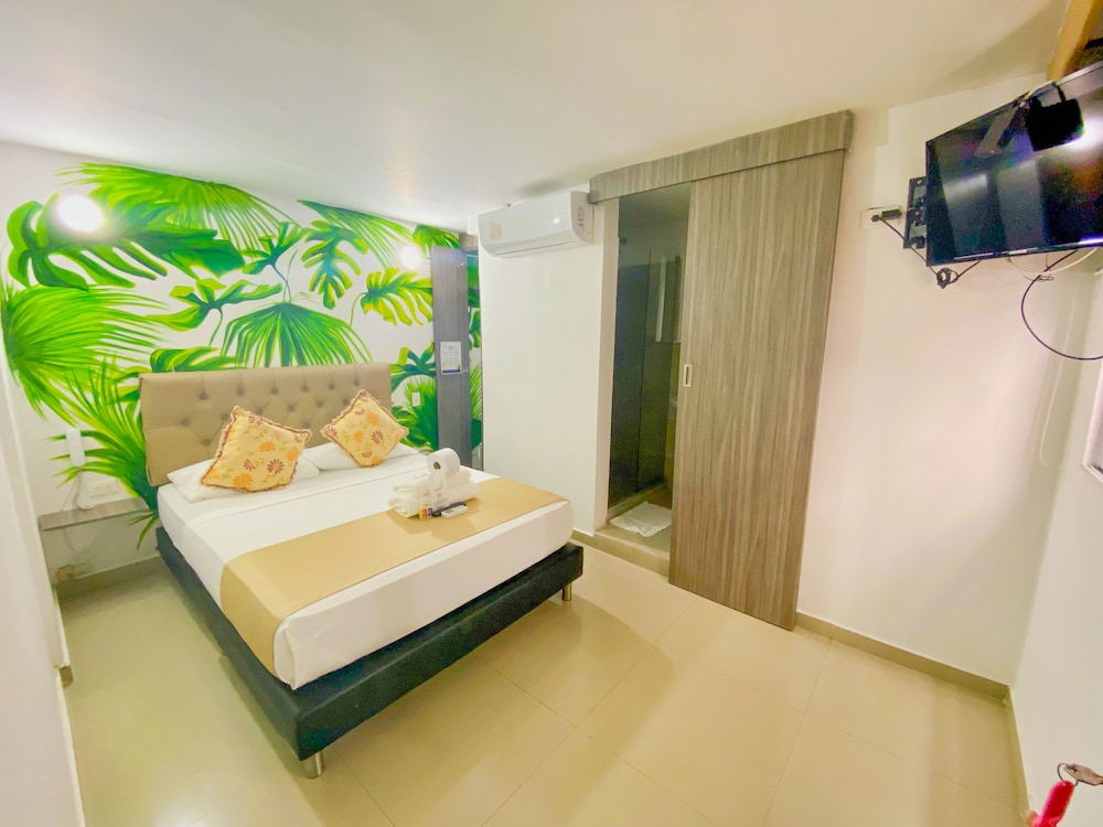 Economy, Double Bed, No Window