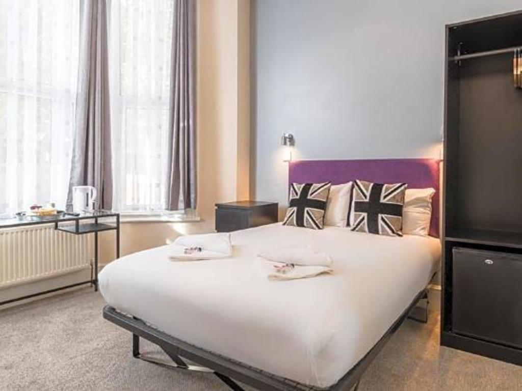 Hellenic Hotel London by Saba 9/33