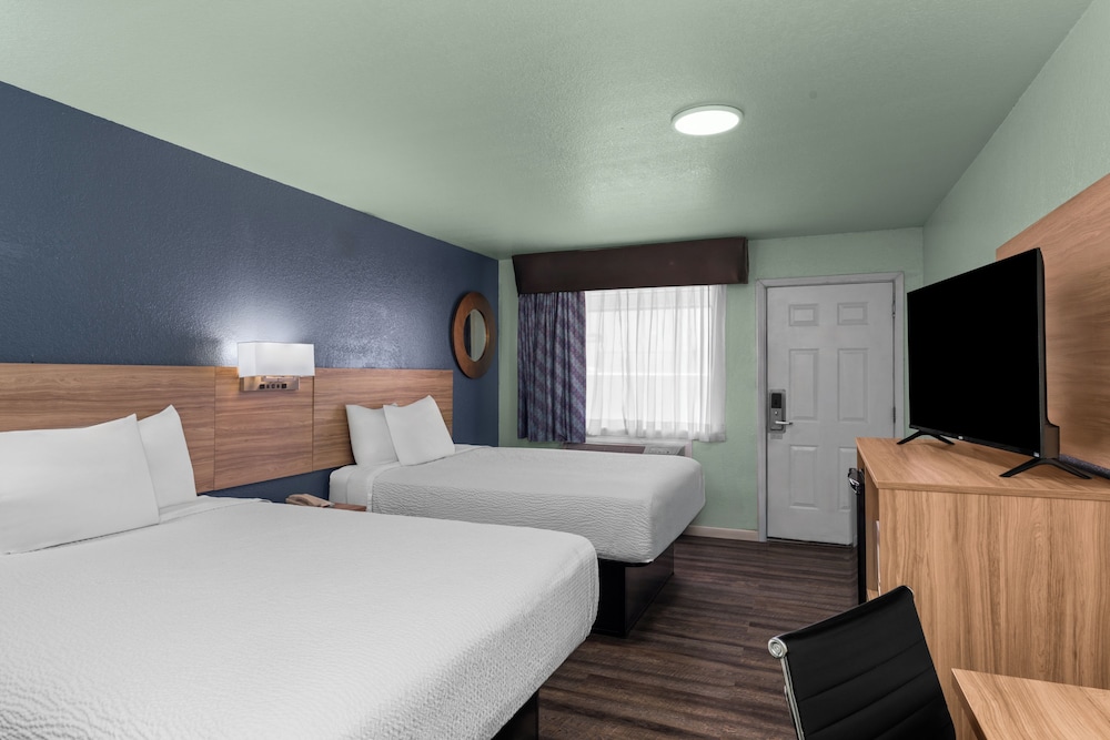 Days Inn by Wyndham Pratt 26/54